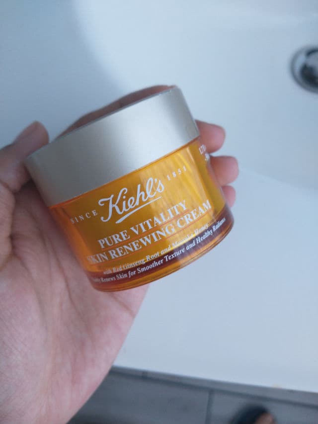 Kiehl's Pure Vitality Skin Renewing Cream review photo by midnightmoonmakeup