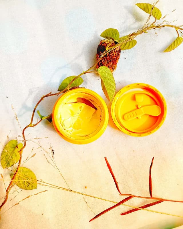 Wardah C-Defense Waterclay Mask review photo by ninnalinggasari