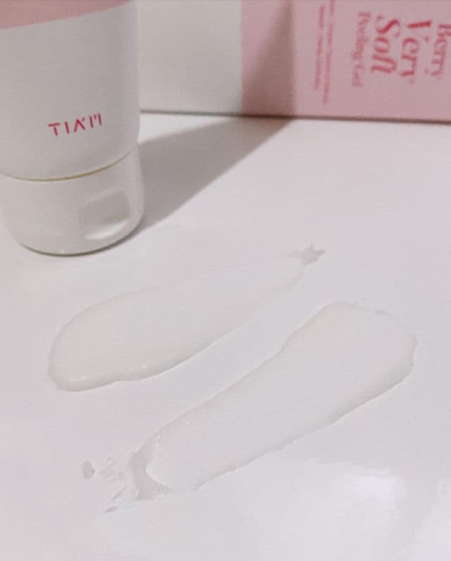 TIAM Berry Very Soft Peeling Gel review photo by occasionallyskincare