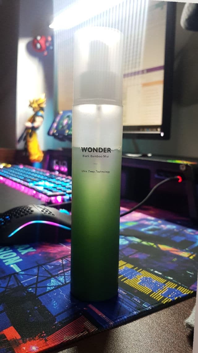 HaruHaru WONDER Black Bamboo Mist review photo by oilyskinguru