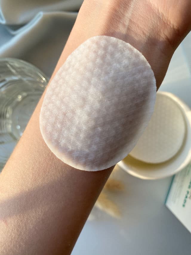 ISNTREE Clear Skin AB Peeling Pads review photo by skincarediaryan