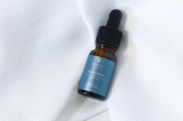 Beauty by Jabees Eyes With Radiance Serum review photo by skincareinhawaii