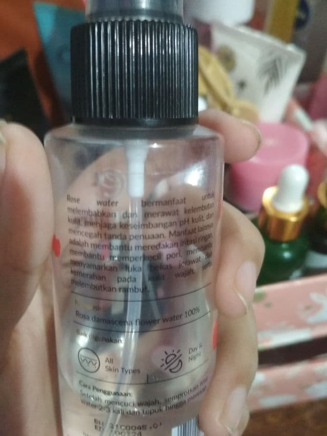 everpure Rose Water Face Mist review photo by skinnusa