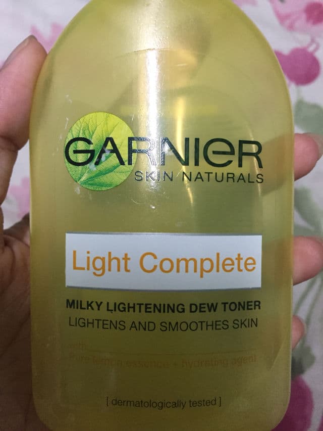 Garnier Light Complete Milky Lightening Dew Toner review photo by Aubreyy
