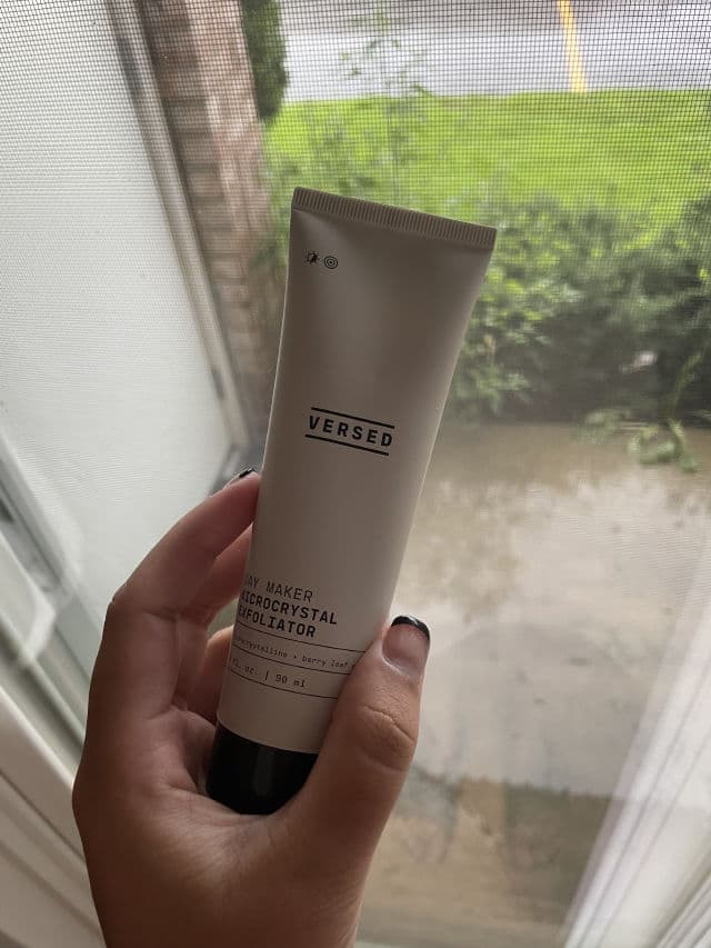Versed Day Maker Microcrystal Exfoliator review photo by sunnieunni