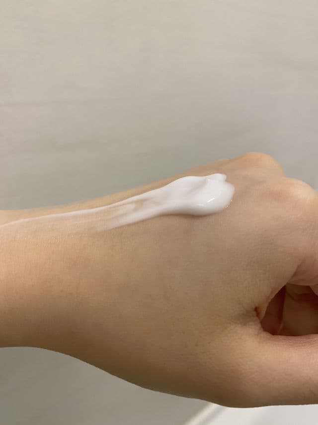 St. Ives Cucumber & Melon Refreshing Body Lotion review photo by xinxin