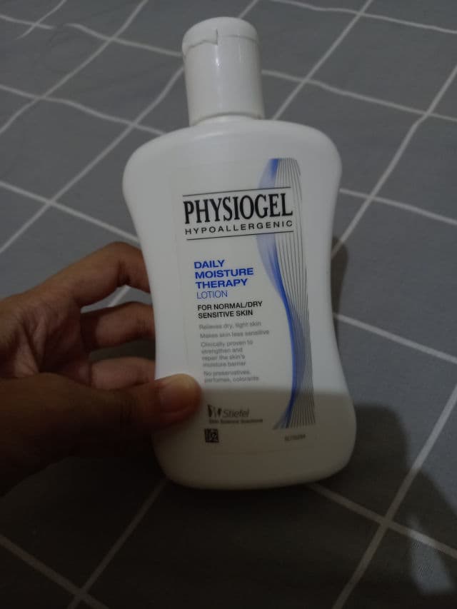 Physiogel PHYSIOGEL Daily Moisture Therapy Body Lotion 400ml review photo by yulijo