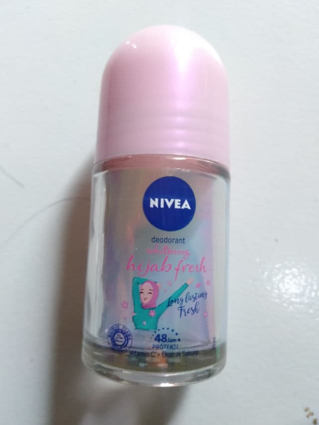 Nivea Whitening Deep Serum White & Smooth Hokkaido Rose Deodorant Roll review photo by ziawww