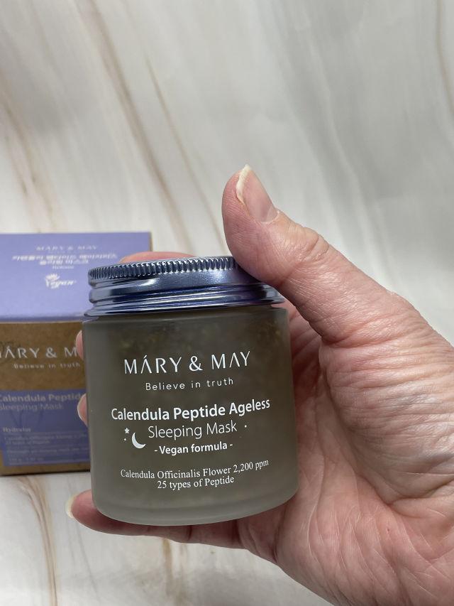 Products from brand luxury brand Mary&May on everyone's x-mas 🎁list 