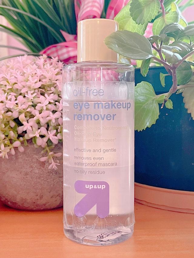 Oil-free Eye Makeup Remover product review