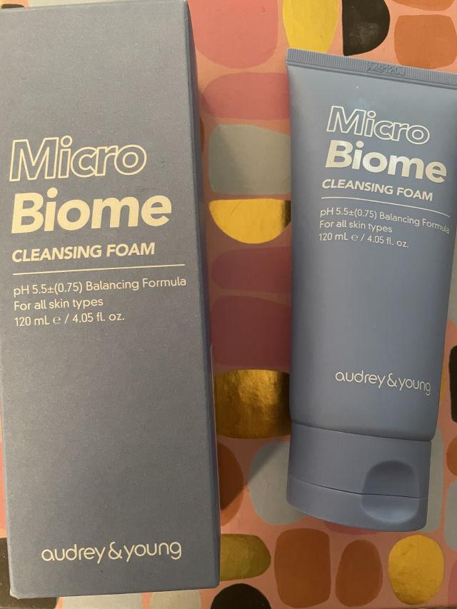 Audrey & Young Microbiome Cleansing Foam review photo by Sharonspendstoomuch