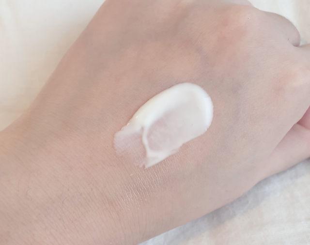 Hyggee Relief Sun Moisturizer SPF50+ PA++++ review photo by Vichu